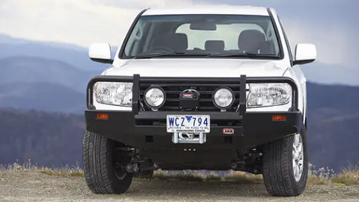 [ARB3415100] Bull bar COMMERCIAL LC200 2007-2012